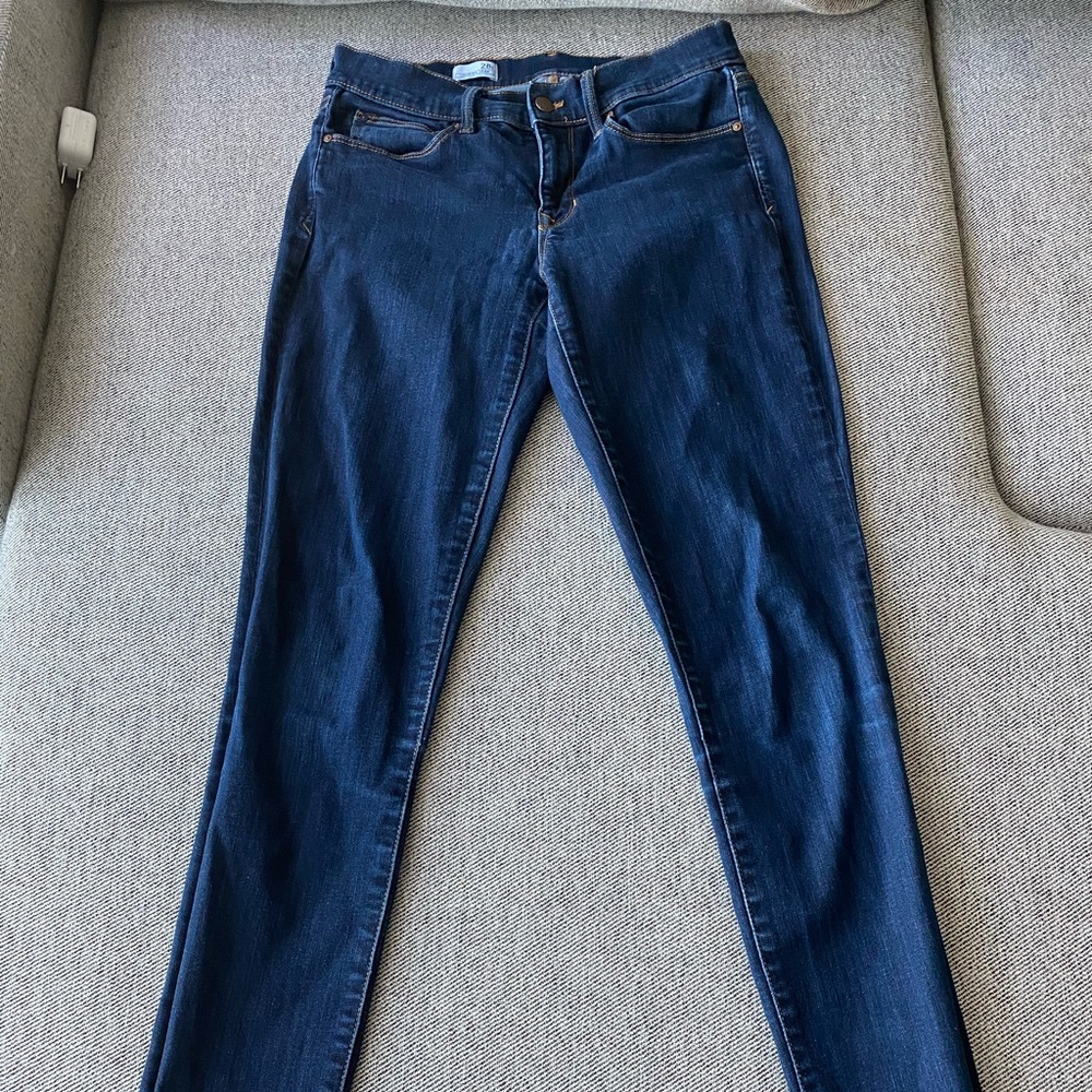 GAP 28 tall skinny jeans